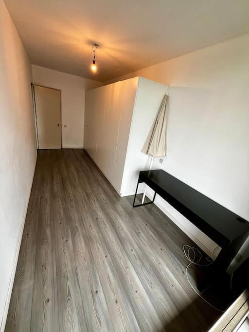 Big Apartment With Parking In Anvers Exterior foto