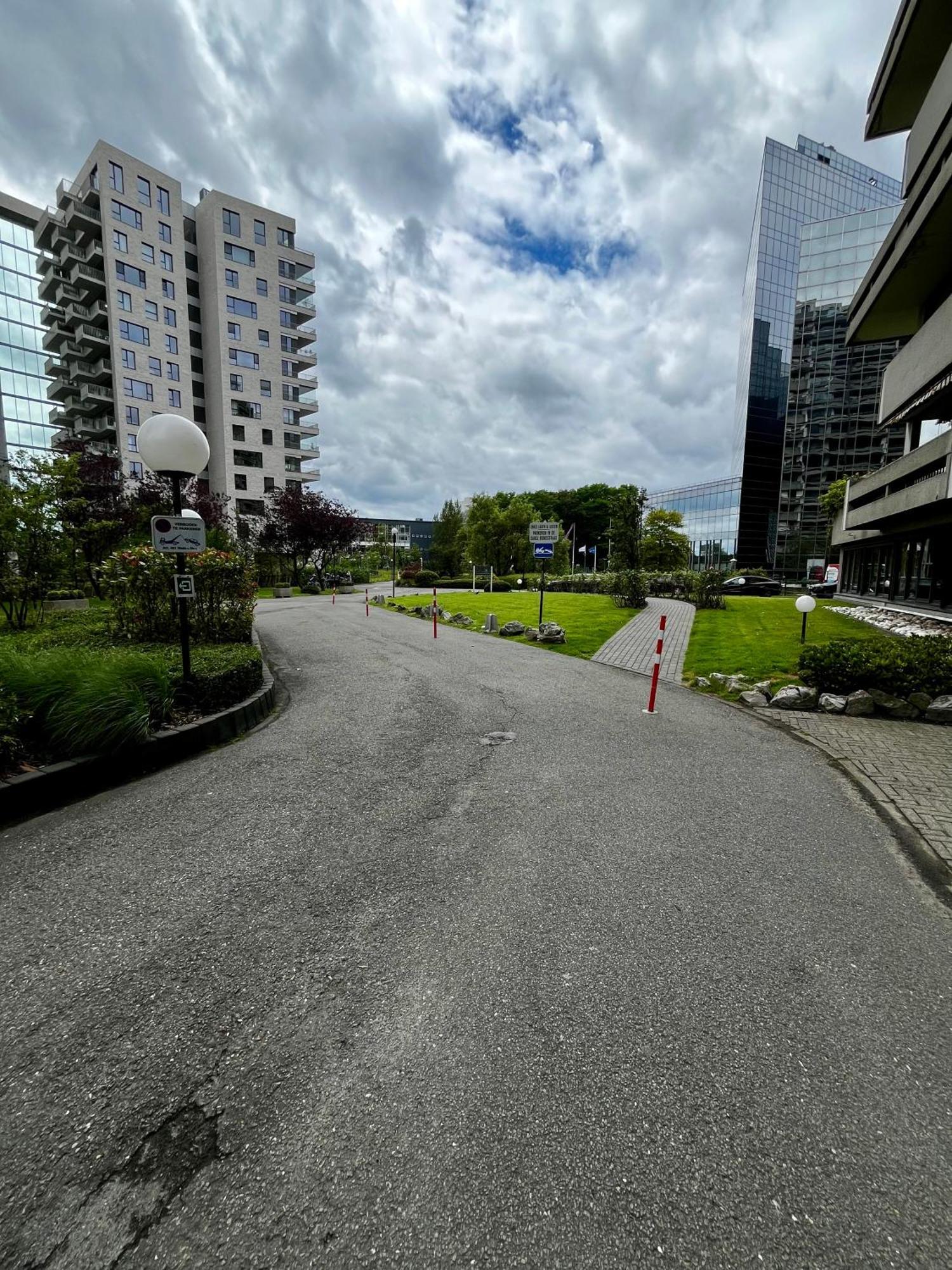Big Apartment With Parking In Anvers Exterior foto