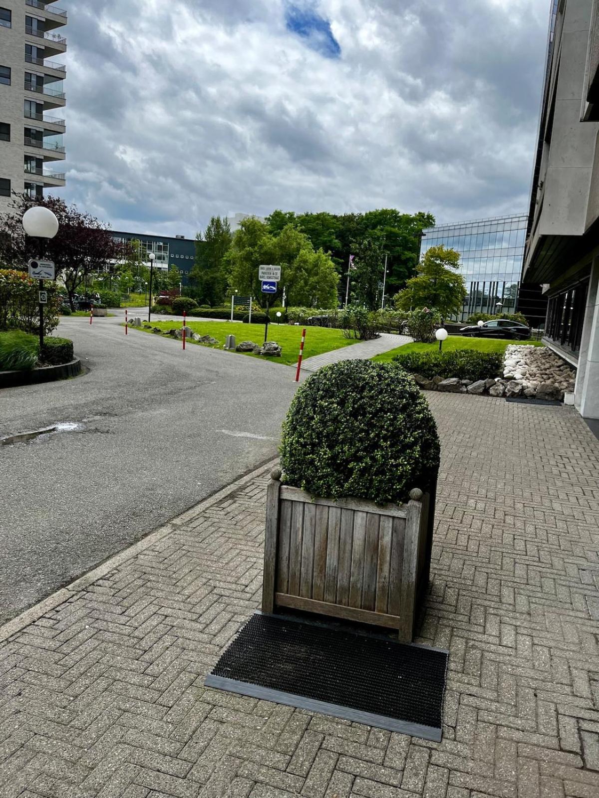 Big Apartment With Parking In Anvers Exterior foto