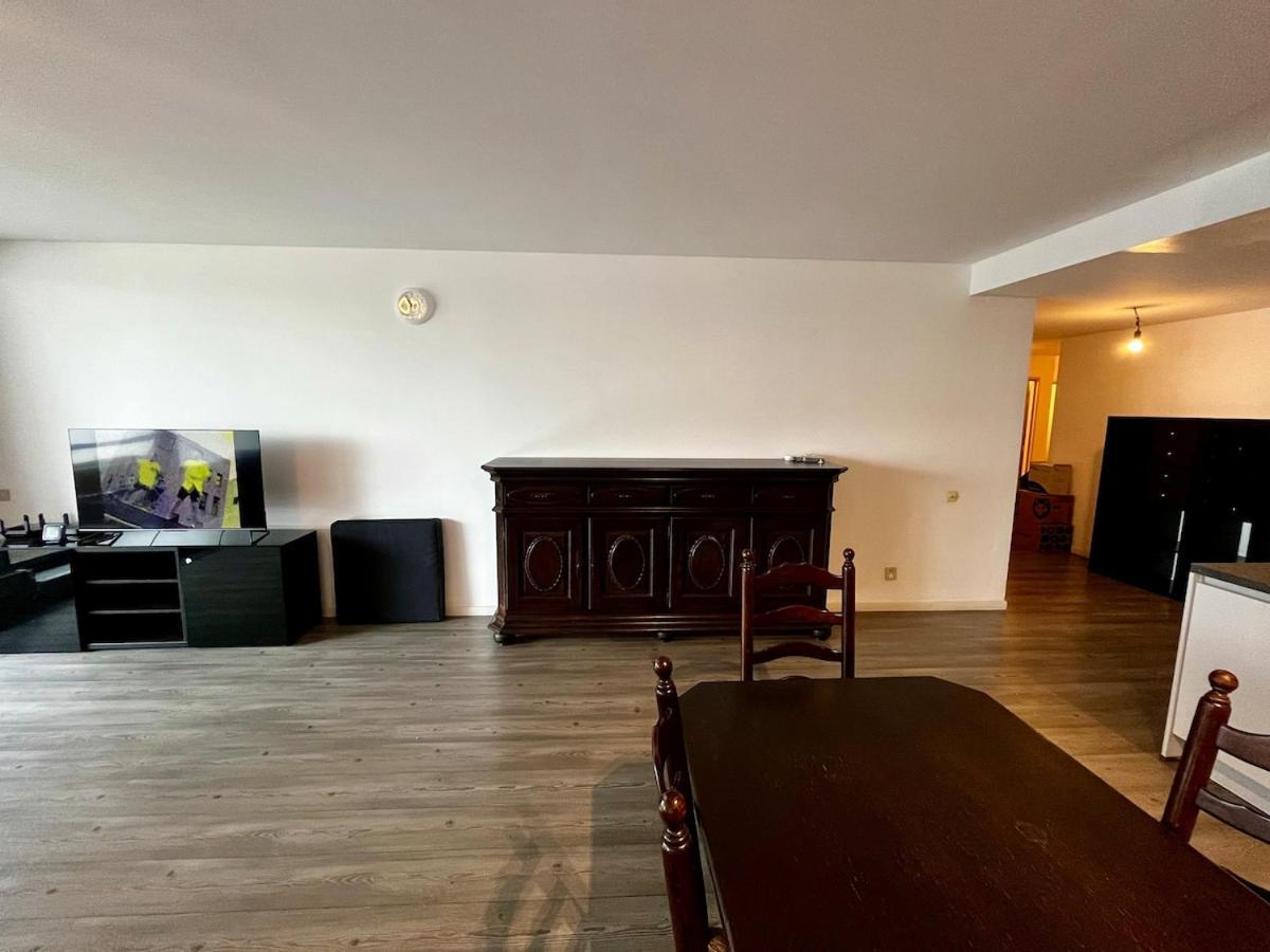 Big Apartment With Parking In Anvers Exterior foto