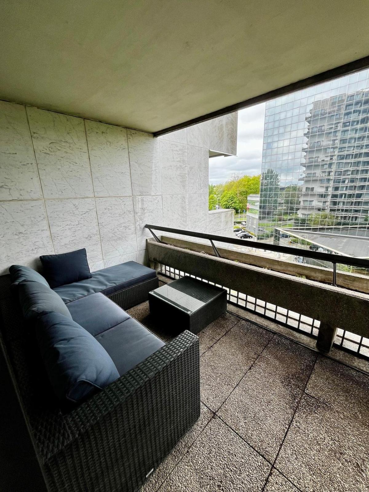 Big Apartment With Parking In Anvers Exterior foto